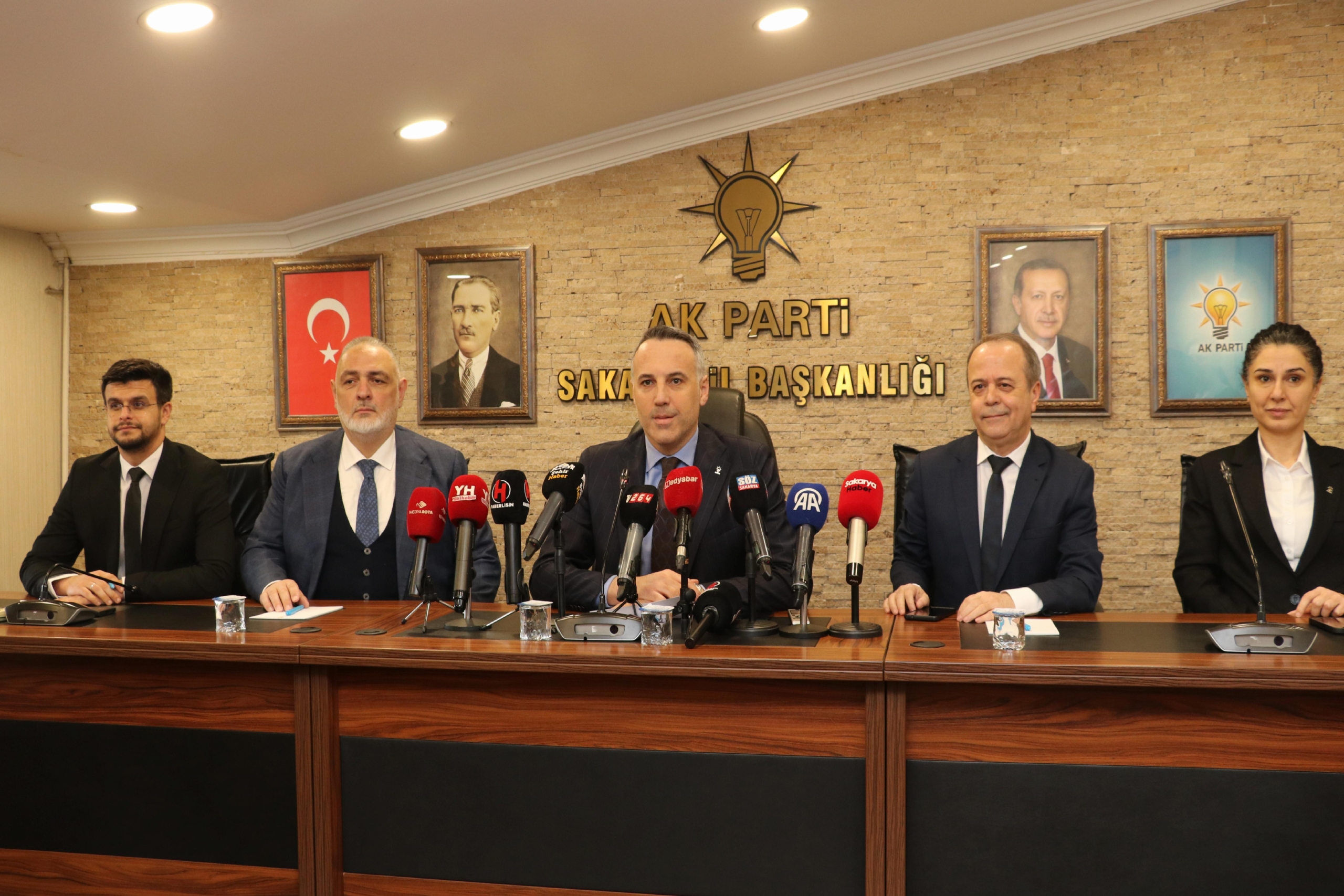 ak-parti-sakarya-il-baskani-teverden-8-olagan-buyuk-kongreye-davet-haberi-PSl4brDA.jpg