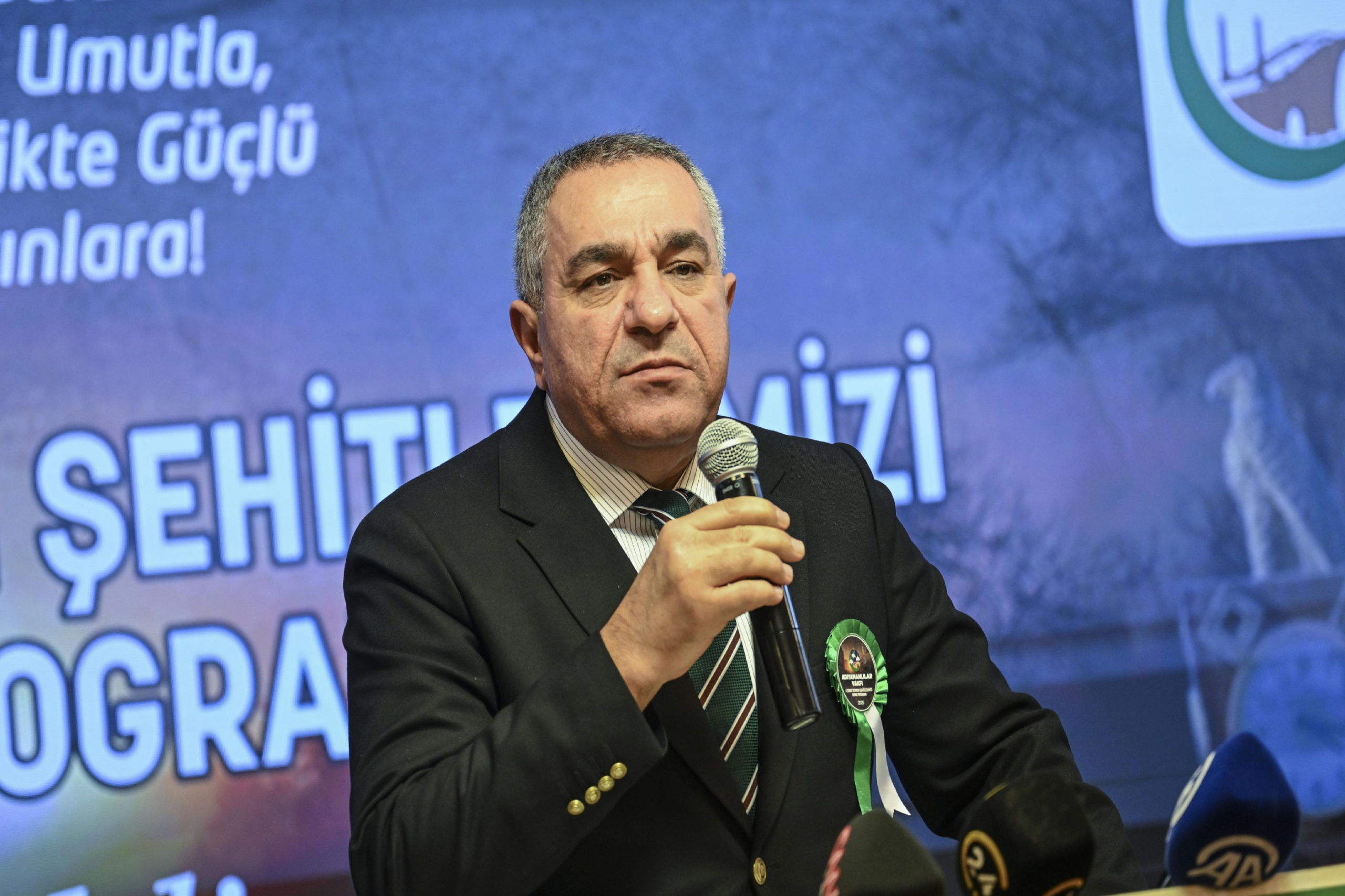 bagcilarda-6-subat-deprem-sehitlerini-anma-programi-duzenlendi-haberi-nRxv2Rsz.jpg