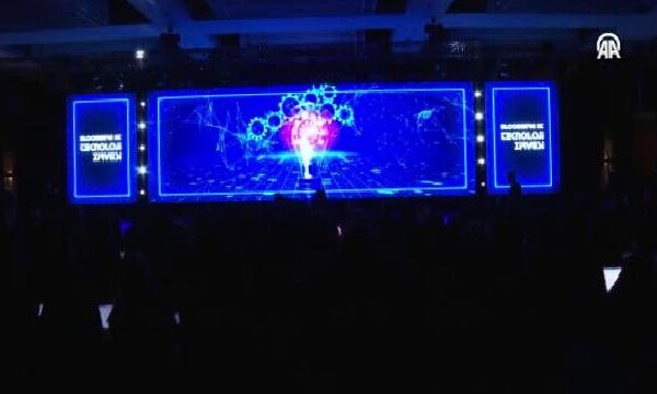 Bakan Kacır, Bloomberg HT Teknoloji Zirvesi’nde konuştu: haberi