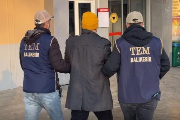 Balıkesir’de terör örgütü DEAŞ’a yönelik operasyonda 4 zanlı yakalandı haberi