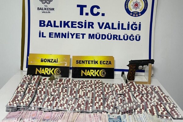 Balıkesir’de uyuşturucu operasyonunda 2 şüpheli yakalandı haberi