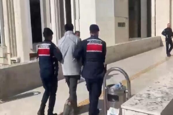 Balıkesir’de zeytin hırsızlığı şüphelisi yakalandı haberi