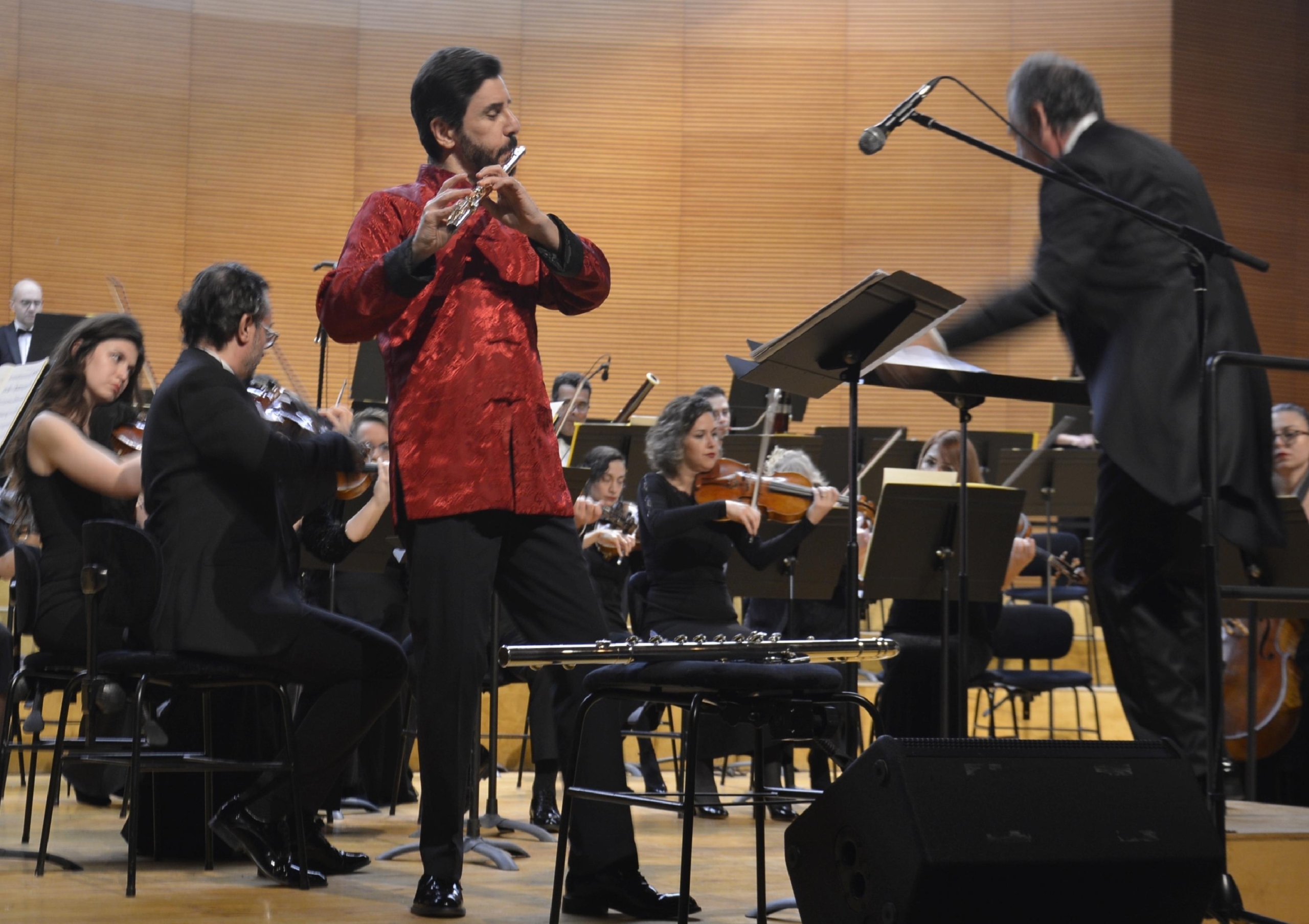 bbdsonun-konserinde-fazil-sayin-eserleri-seslendirildi-haberi-EvmYCahR.jpg