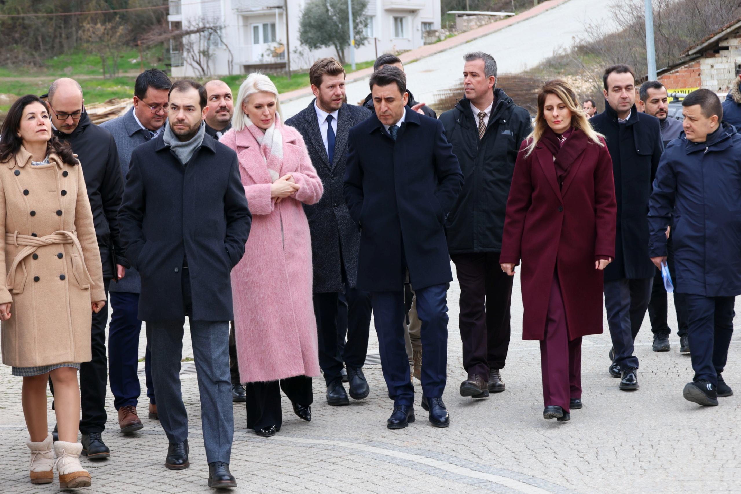 bilecik-valisi-aygol-seyh-edebali-havzasindaki-calismalari-inceledi-haberi-eBJ3arZQ.jpg