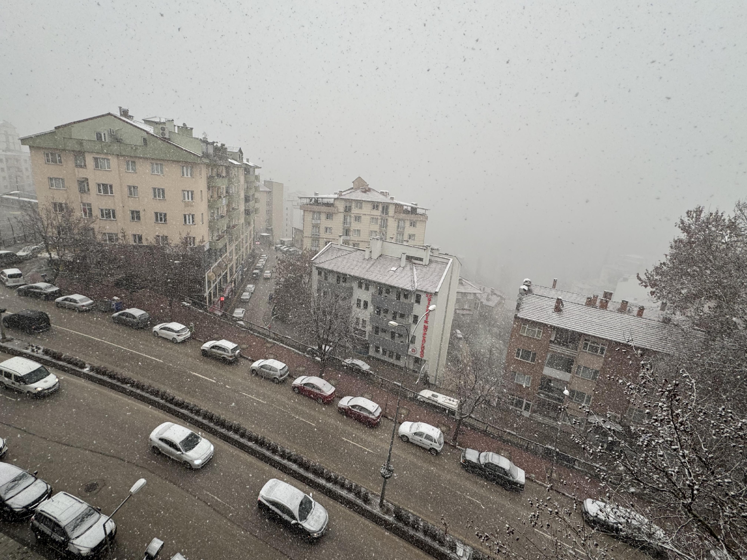 bilecikte-kar-etkili-oluyor-haberi-SnUmlflf.jpg