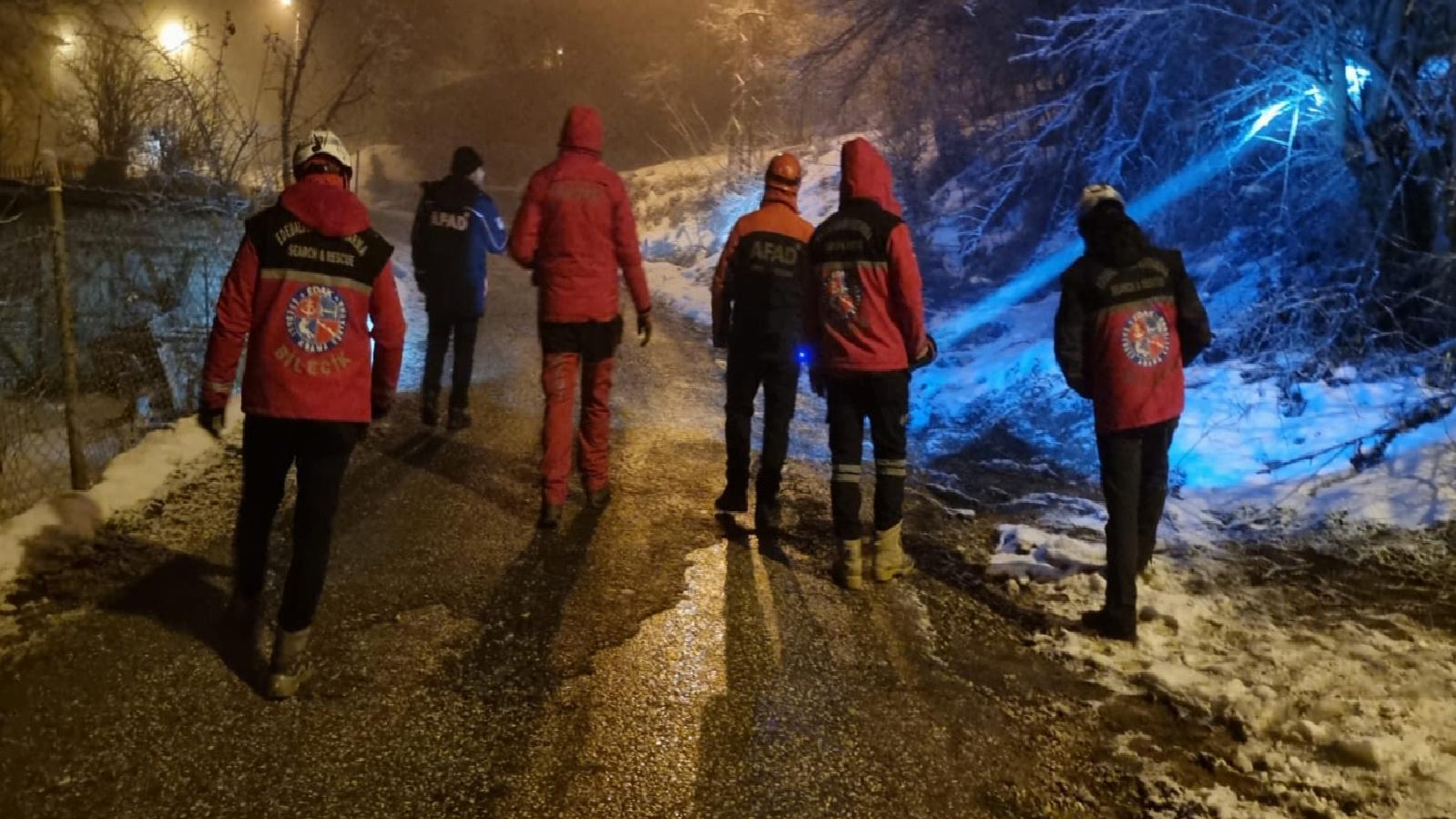 bilecikte-kaybolan-kadinin-bulunmasi-icin-calisma-baslatildi-haberi-nEd5Uc2v.jpg