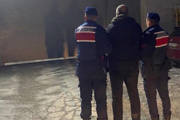 Bilecik’te tehdit suçundan aranan zanlı yakalandı haberi