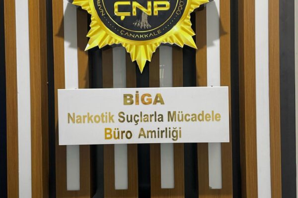 Çanakkale’de uyuşturucu operasyonunda gözaltına alınan 4 zanlı tutuklandı haberi