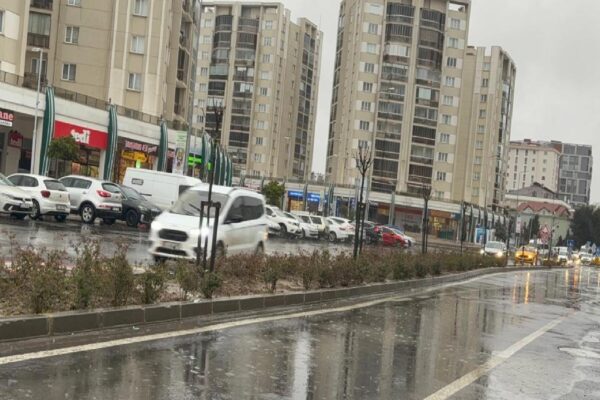 Çorlu’da sağanak etkili oldu haberi