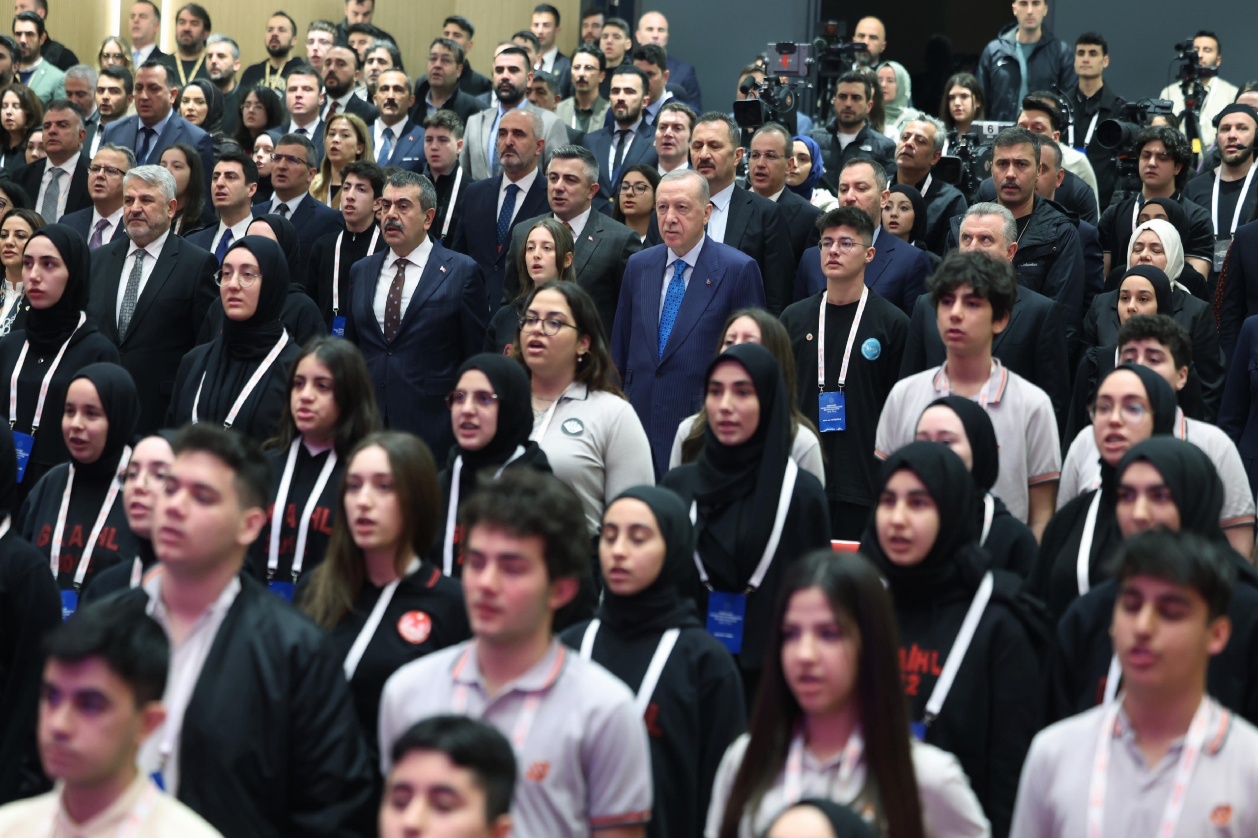 cumhurbaskani-erdogan-esenyurt-recep-tayyip-erdogan-egitim-kulliyesinin-acilis-toreninde-konustu-1-haberi-EHdCBfjb.jpg