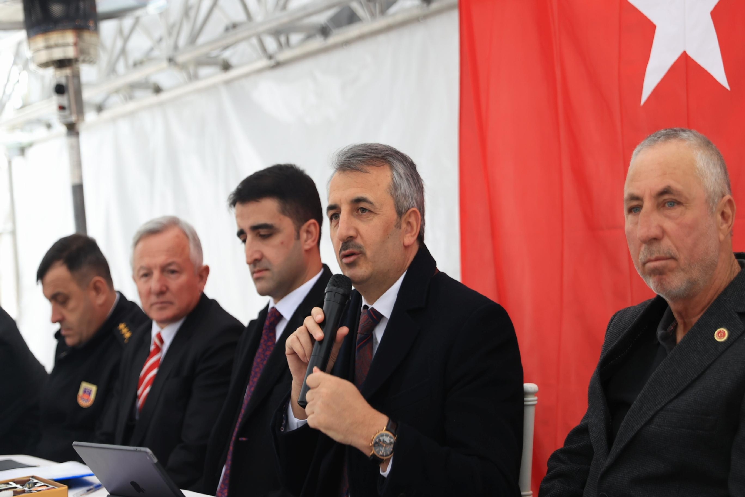 edirne-valisi-sezerin-koy-ziyaretleri-suruyor-haberi-e2vxSIrX.jpg