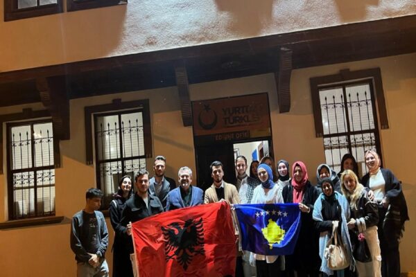 Edirne’de Kosova’nın bağımsızlığı kutlandı haberi