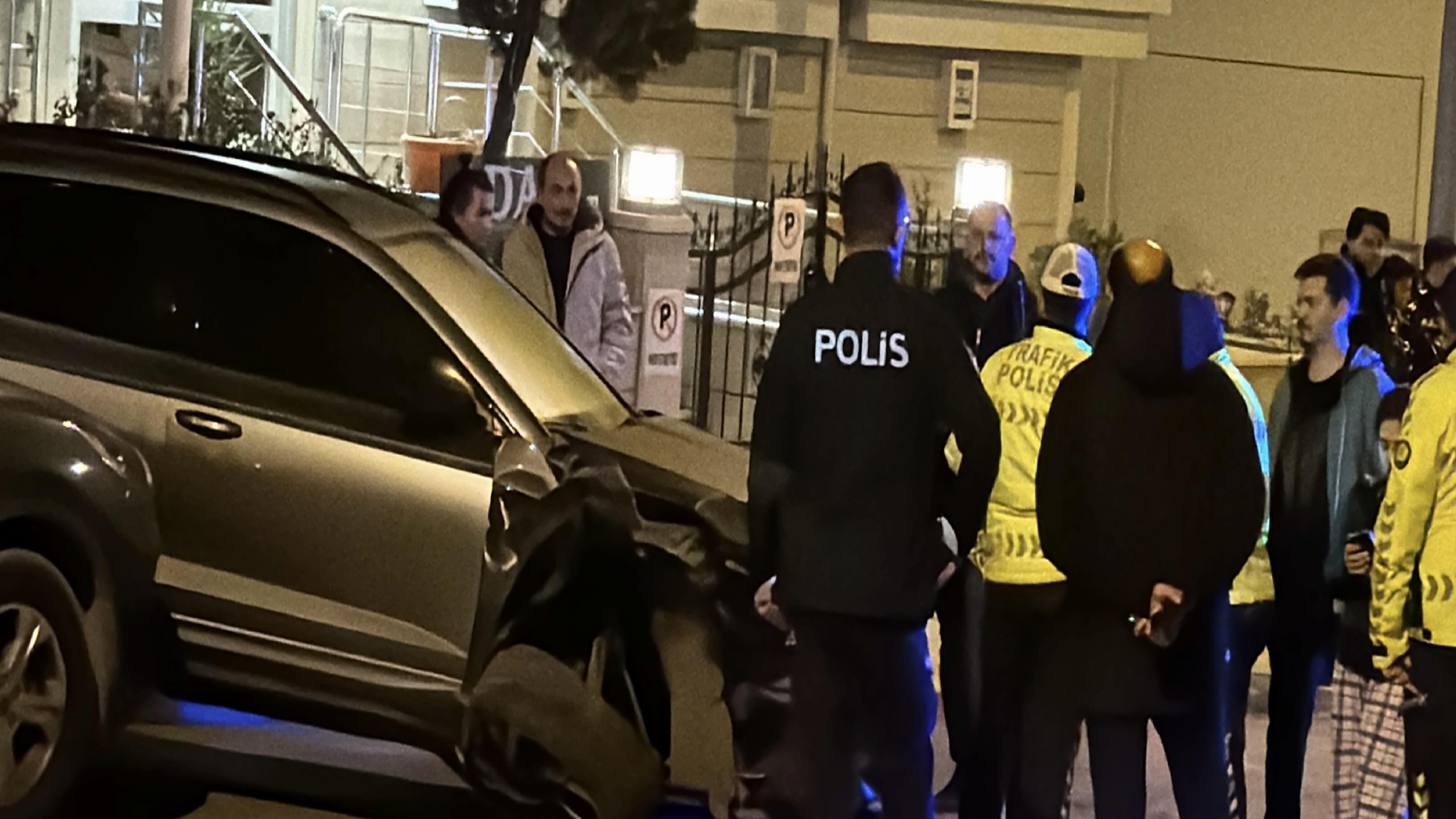 edirnedeki-trafik-kazasinda-5-arac-zarar-gordu-haberi-ja1NXJGO.jpg