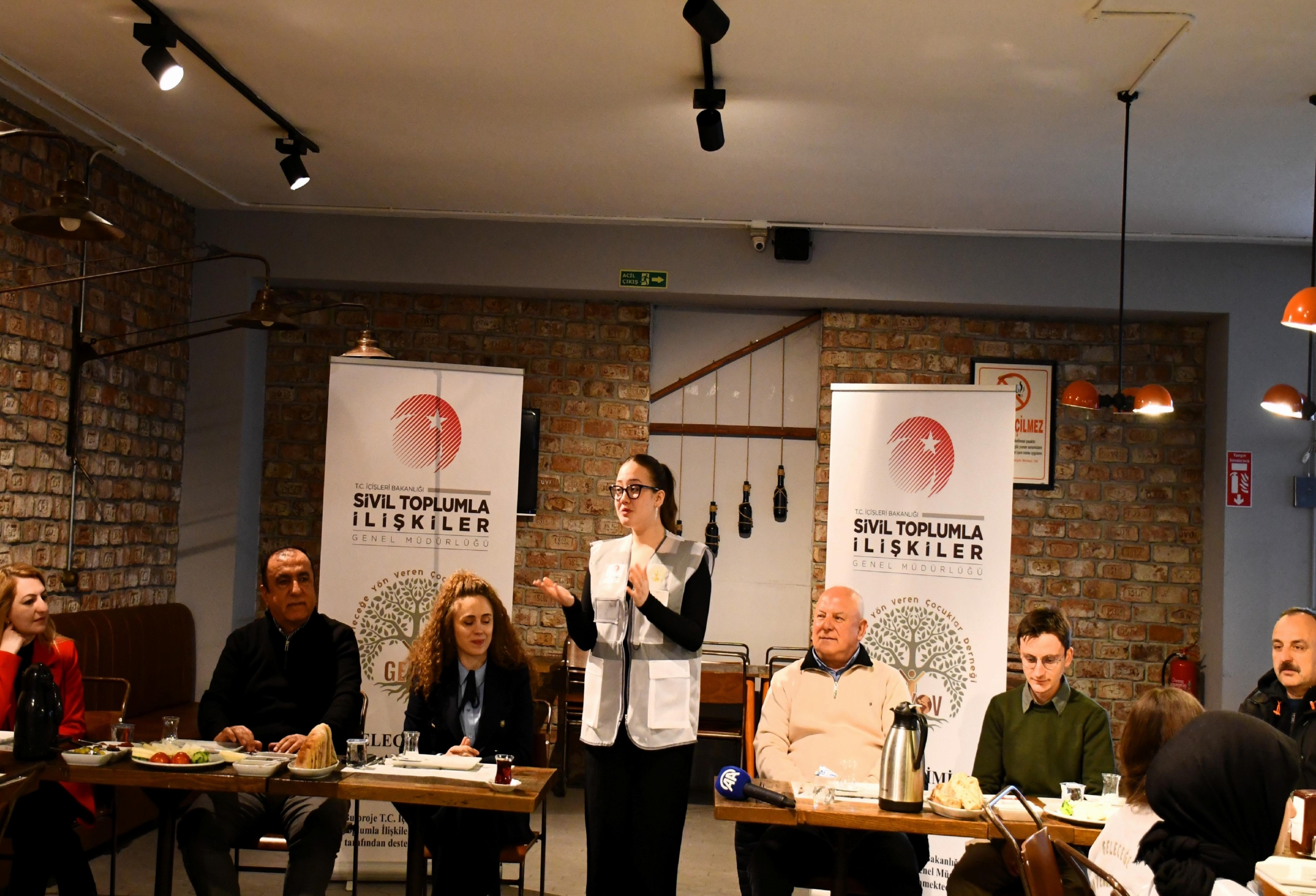 gelecegimize-el-atalim-projesi-30-gencin-akademik-ve-sosyal-gelisimine-katki-saglayacak-haberi-kJNFbjT9.jpg