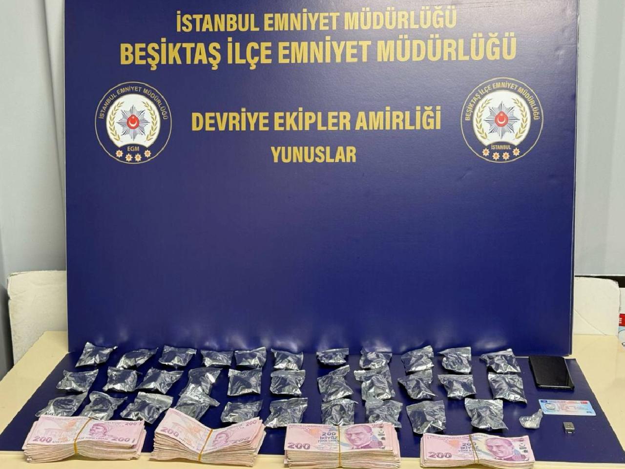 istanbulda-aracindaki-gizli-bolmede-uyusturucu-ele-gecirilen-zanli-gozaltina-alindi-haberi-dTMZr2DA.jpg