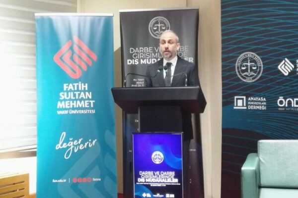 İstanbul’da “Darbe ve Darbe Girişimlerinde Dış Müdahaleler” paneli haberi