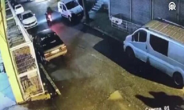 İstanbul’da otoparka el bombası ve silahla saldırı düzenleyen 4 zanlı yakalandı haberi