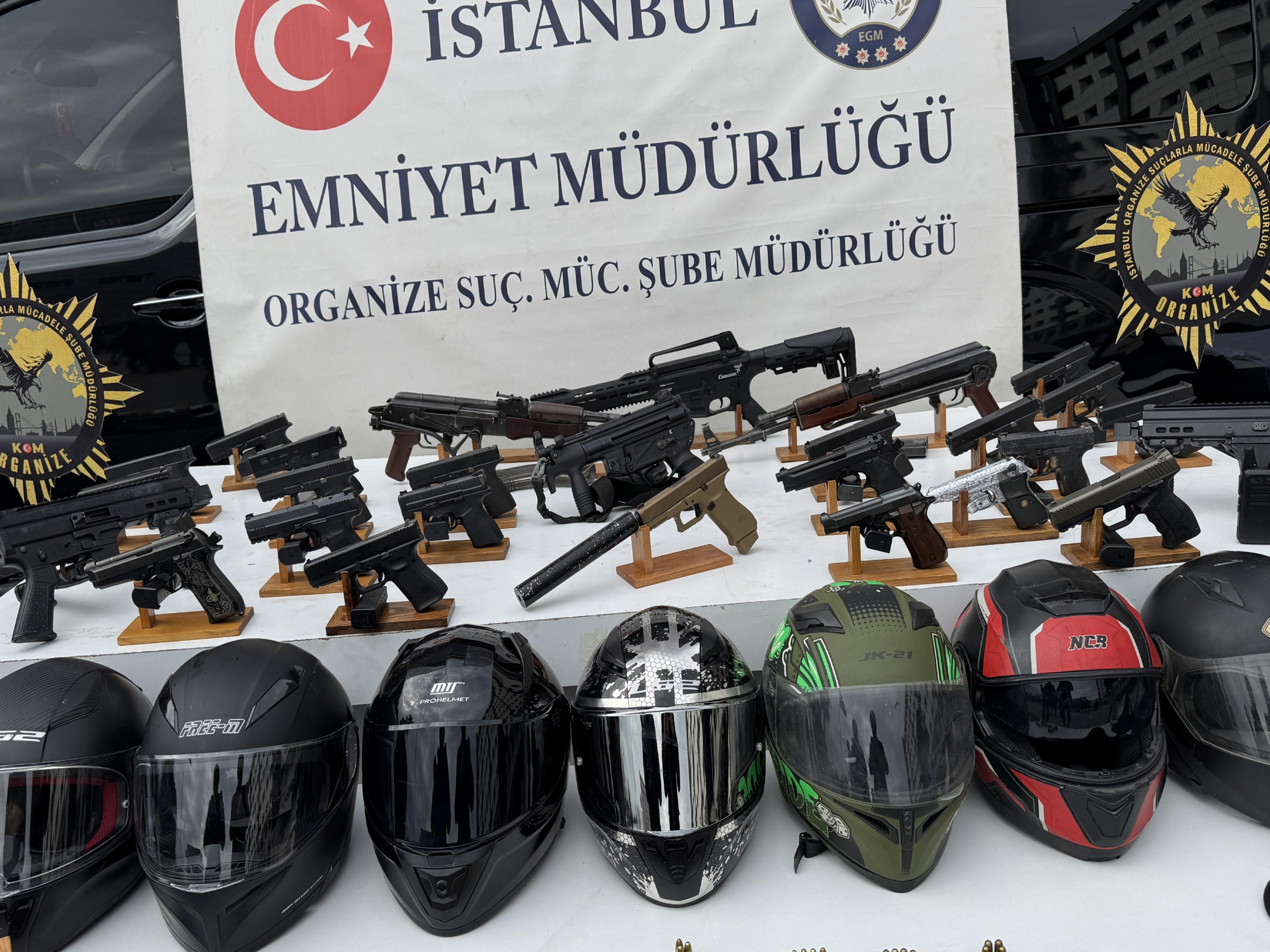 istanbuldaki-suc-orgutlerine-yonelik-operasyonlarda-54-supheli-tutuklandi-haberi-xTaSlDQm.jpg