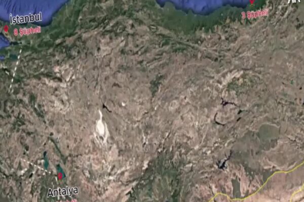 İzmir merkezli dolandırıcılık operasyonunda 11 şüpheli tutuklandı haberi