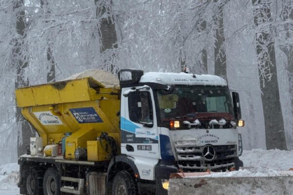 Karabük ve Kocaeli’nin yüksek kesimlerinde kar etkili oldu haberi