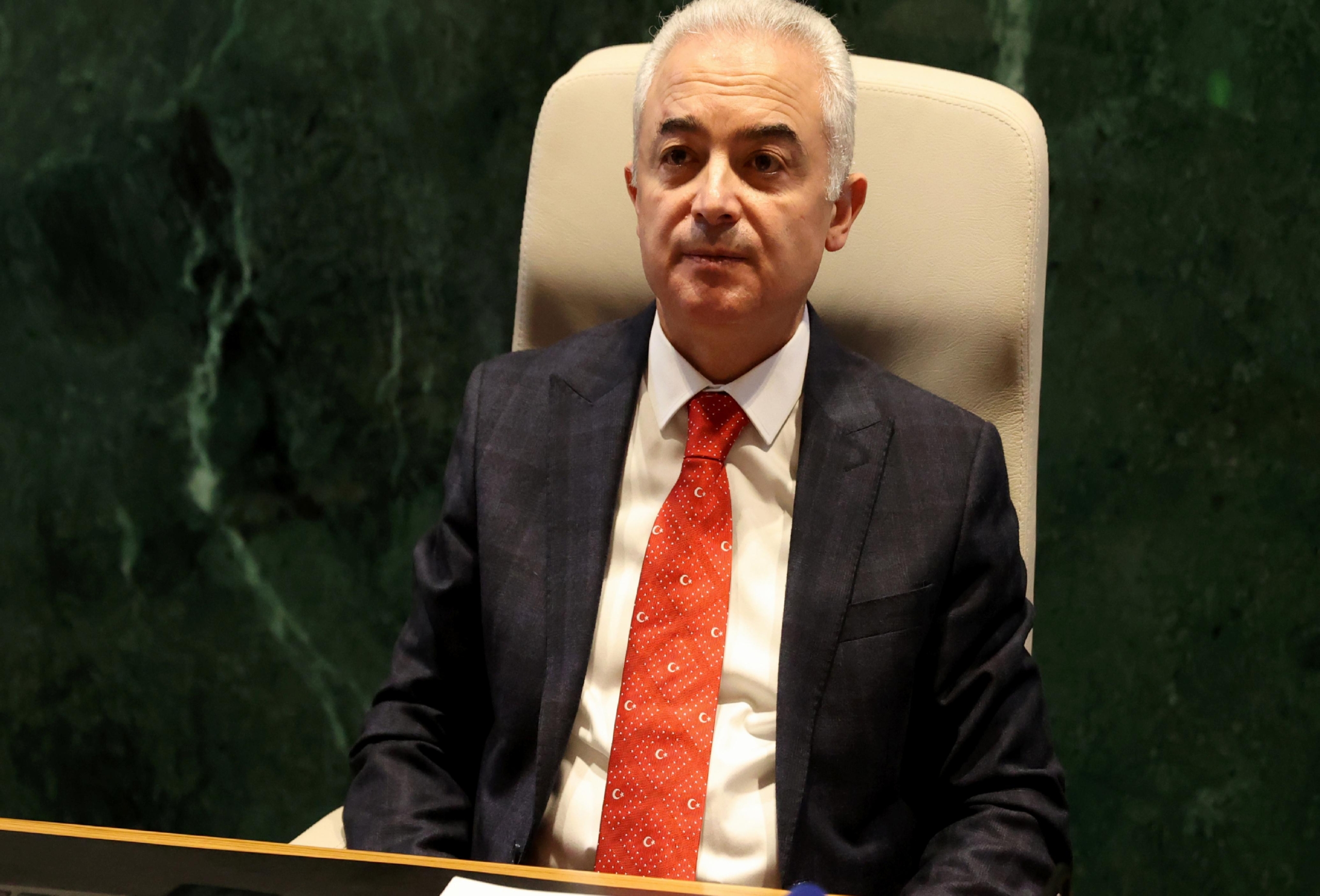 kirklareli-valisi-turan-cimer-degerlendirmesinde-turkiye-birincisi-olan-personele-tesekkur-etti-haberi-sH3mFVzb.jpg