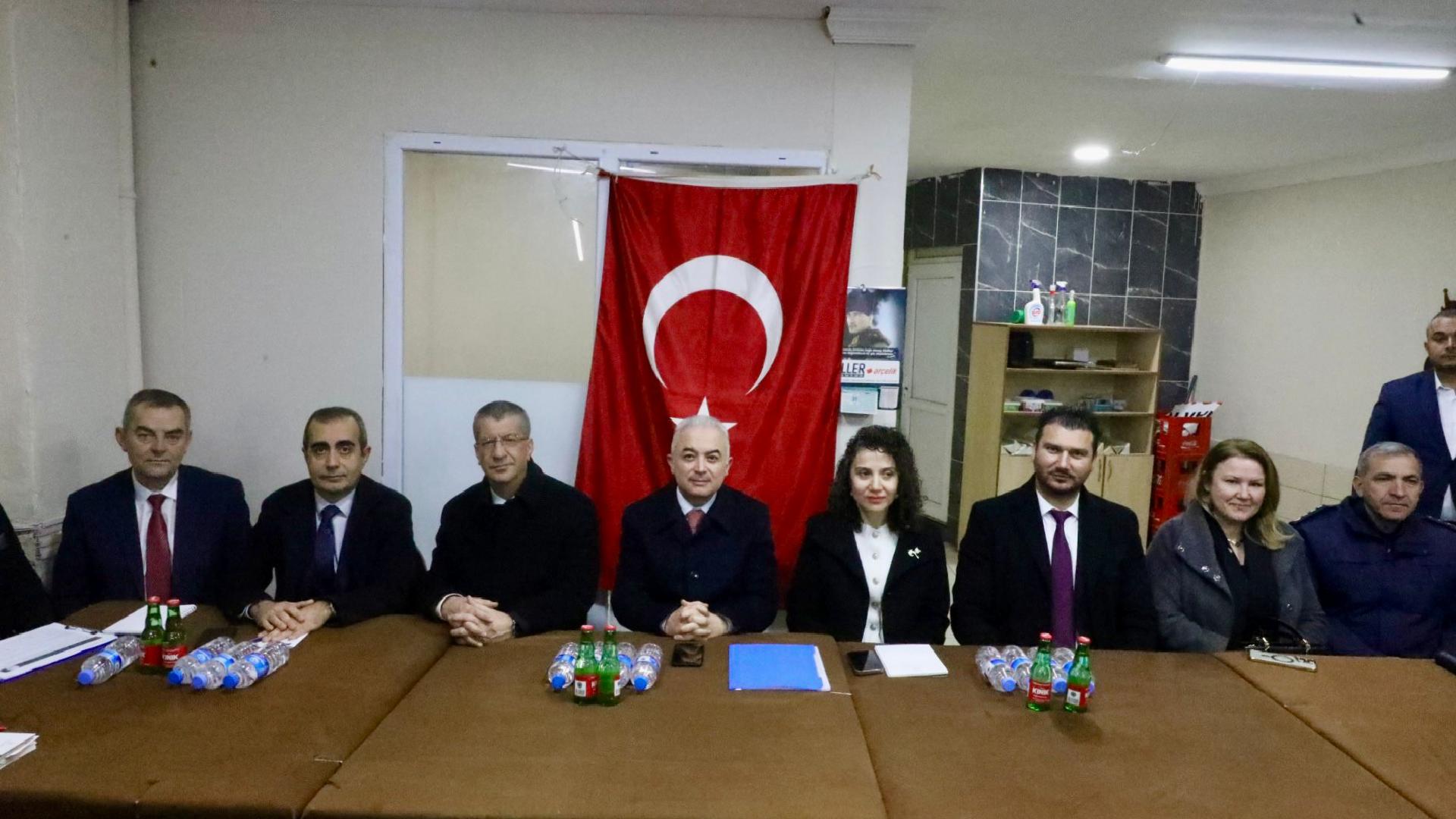 kirklareli-valisi-turan-mahalle-bulusmalari-programina-katildi-haberi-vuAUvUqm.jpg