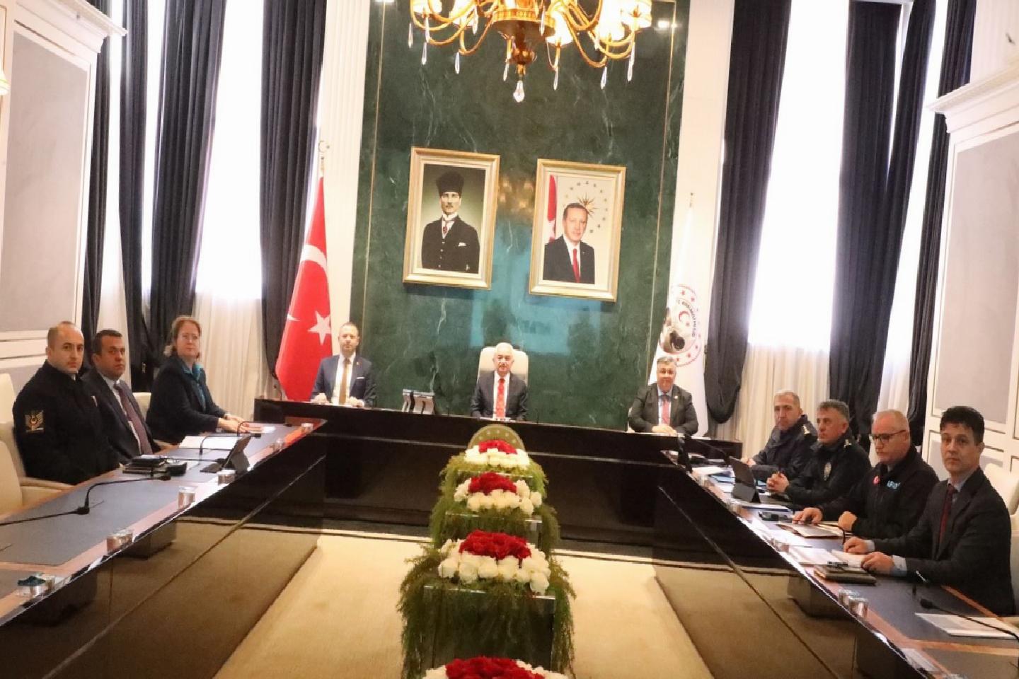 kirklarelinde-acil-cagri-hizmetleri-il-koordinasyon-komisyonu-toplantisi-yapildi-haberi-jewLlakN.jpg