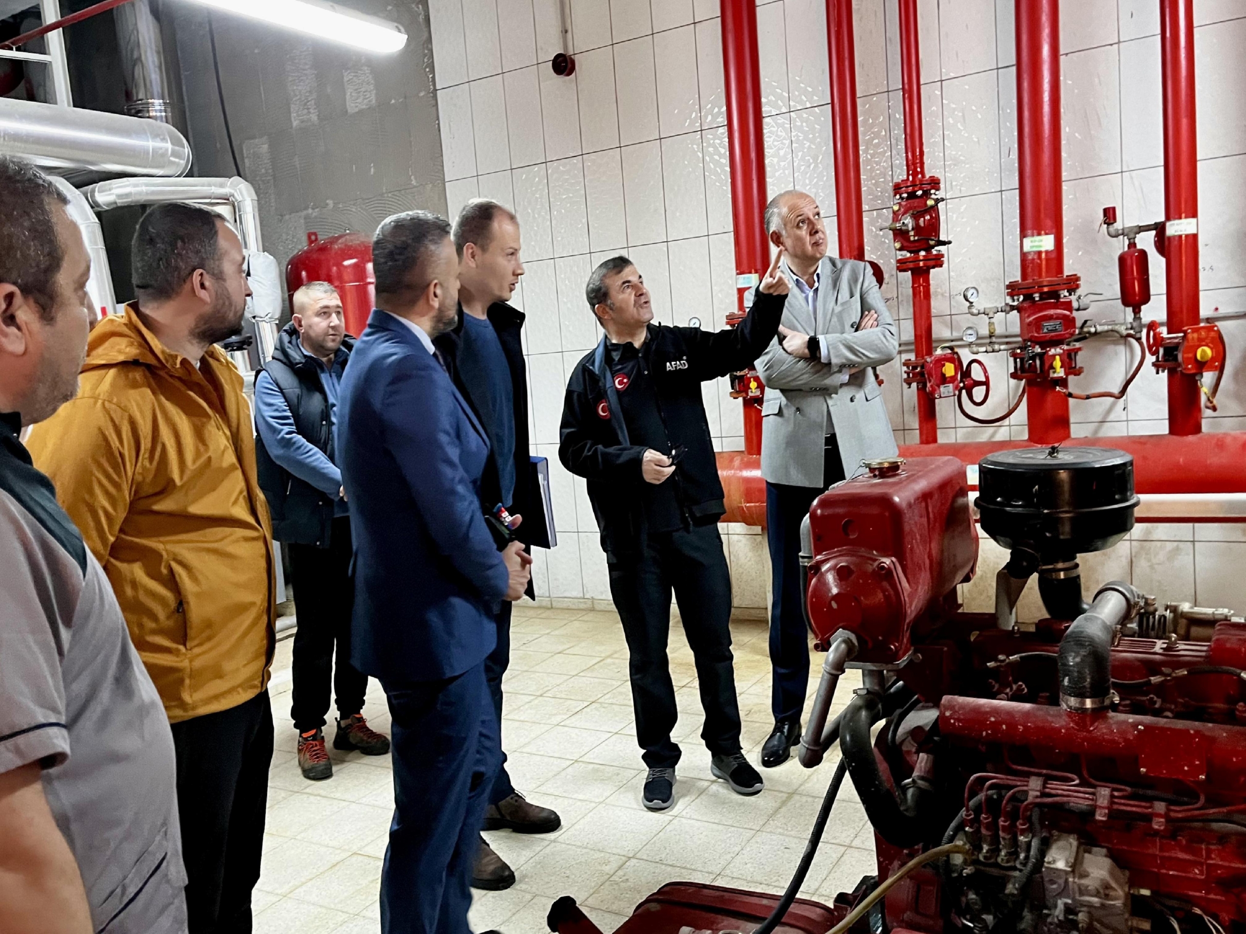 kirklarelinde-ogrenci-yurtlari-ile-spor-tesislerindeki-yangin-tedbirleri-denetlendi-haberi-mVCNbaHj.jpg