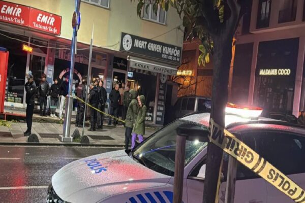 Kocaeli’de bir kadın eşini tabancayla öldürdü haberi
