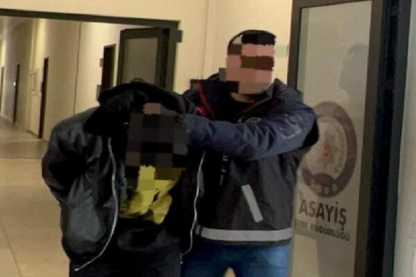 Kocaeli’de dolandırıcılık şüphelisi tutuklandı haberi