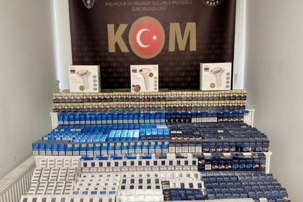 Kocaeli’de gümrük kaçağı 2 bin 300 paket sigara ele geçirildi haberi