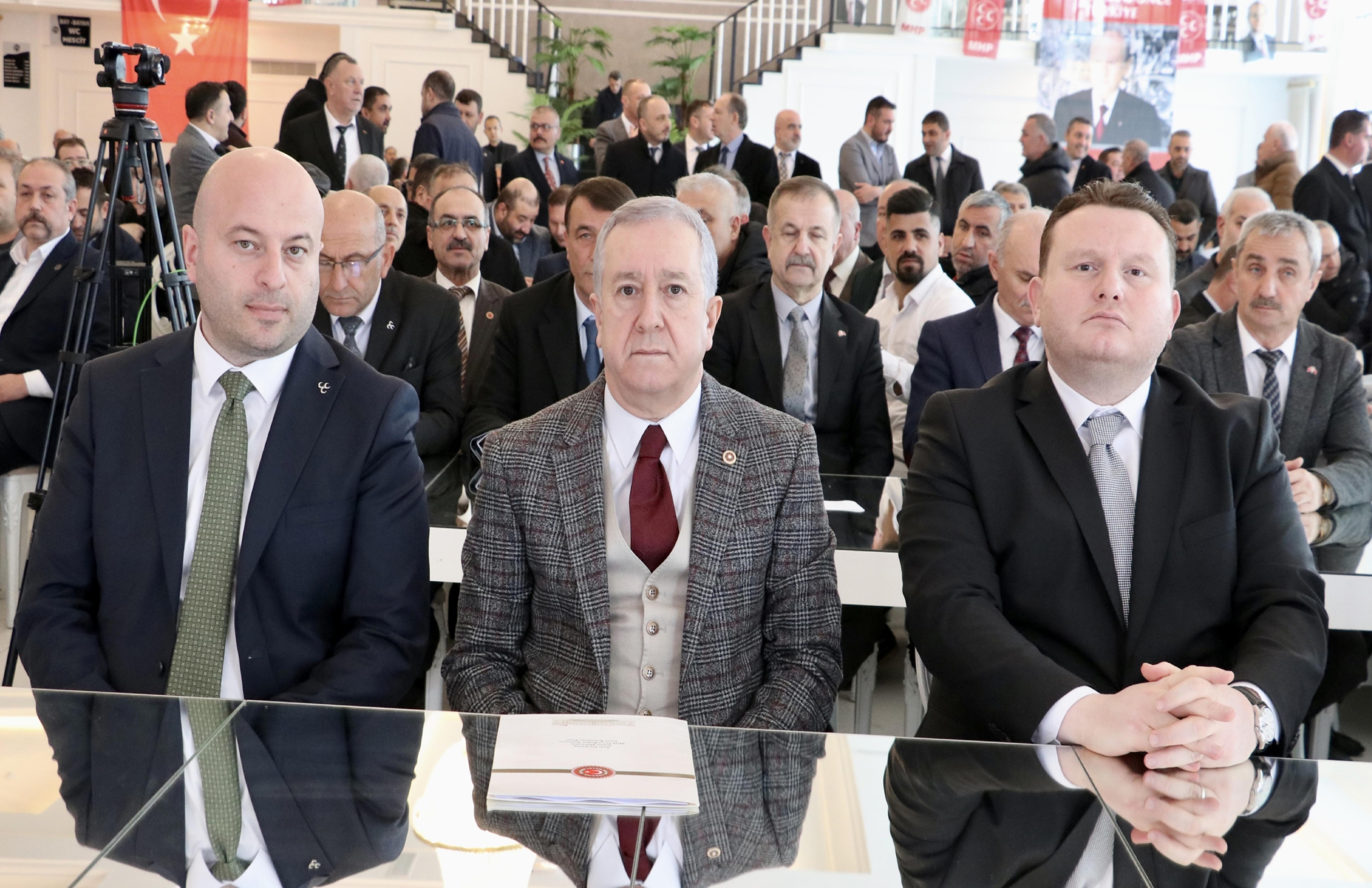 mhp-genel-baskan-yardimcisi-durmaz-sakaryada-istisare-ve-degerlendirme-toplantisina-katildi-haberi-YsllqYgk.jpg
