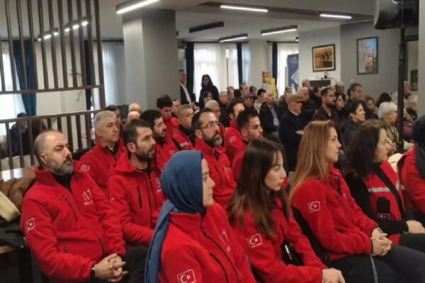 Mudanya’da deprem panelleri düzenlendi haberi