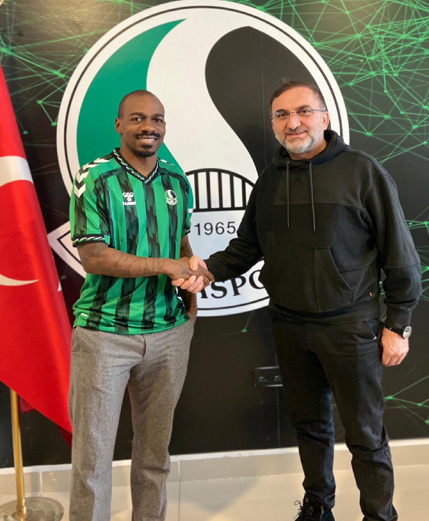 sakaryaspor-gael-kakuta-ile-anlasti-haberi-6C2T6uwd.jpg