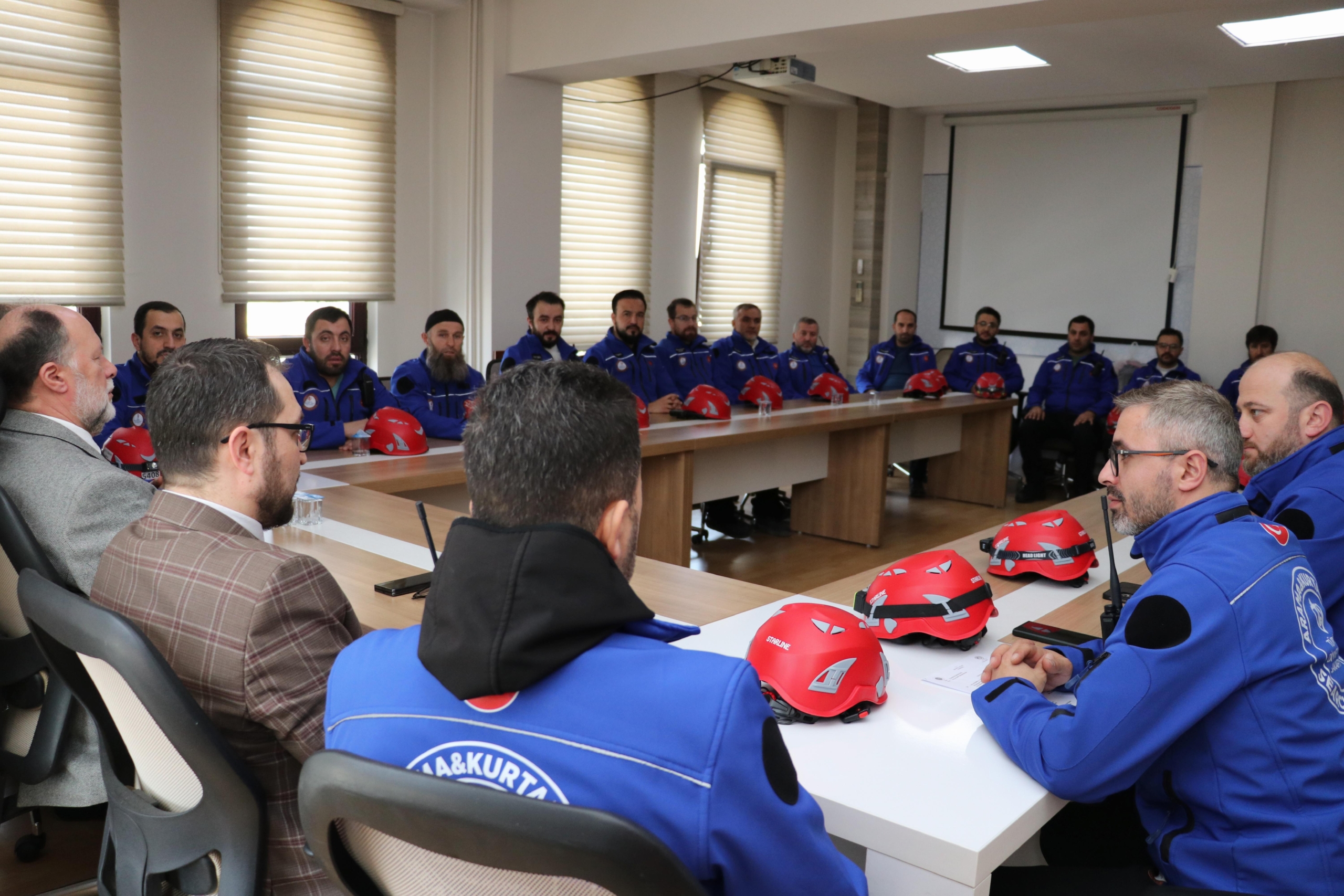 tdv-sakarya-arama-kurtarma-ekibi-afad-tarafindan-akredite-edildi-haberi-3phgnVKb.jpg