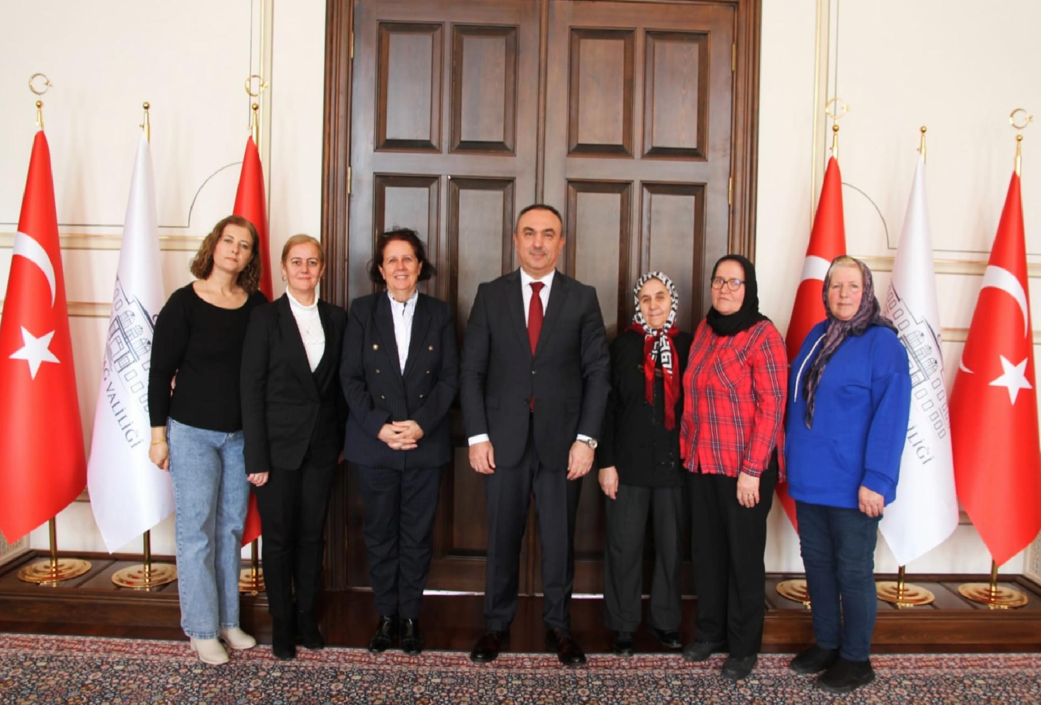 tekirdag-valisi-soyturke-ziyaret-haberi-vFdSOp6L.jpg