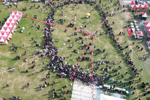 Tekirdağ’da “1. Hamsi ve Mıhlama Festivali” binlerce kişiyi ağırladı haberi
