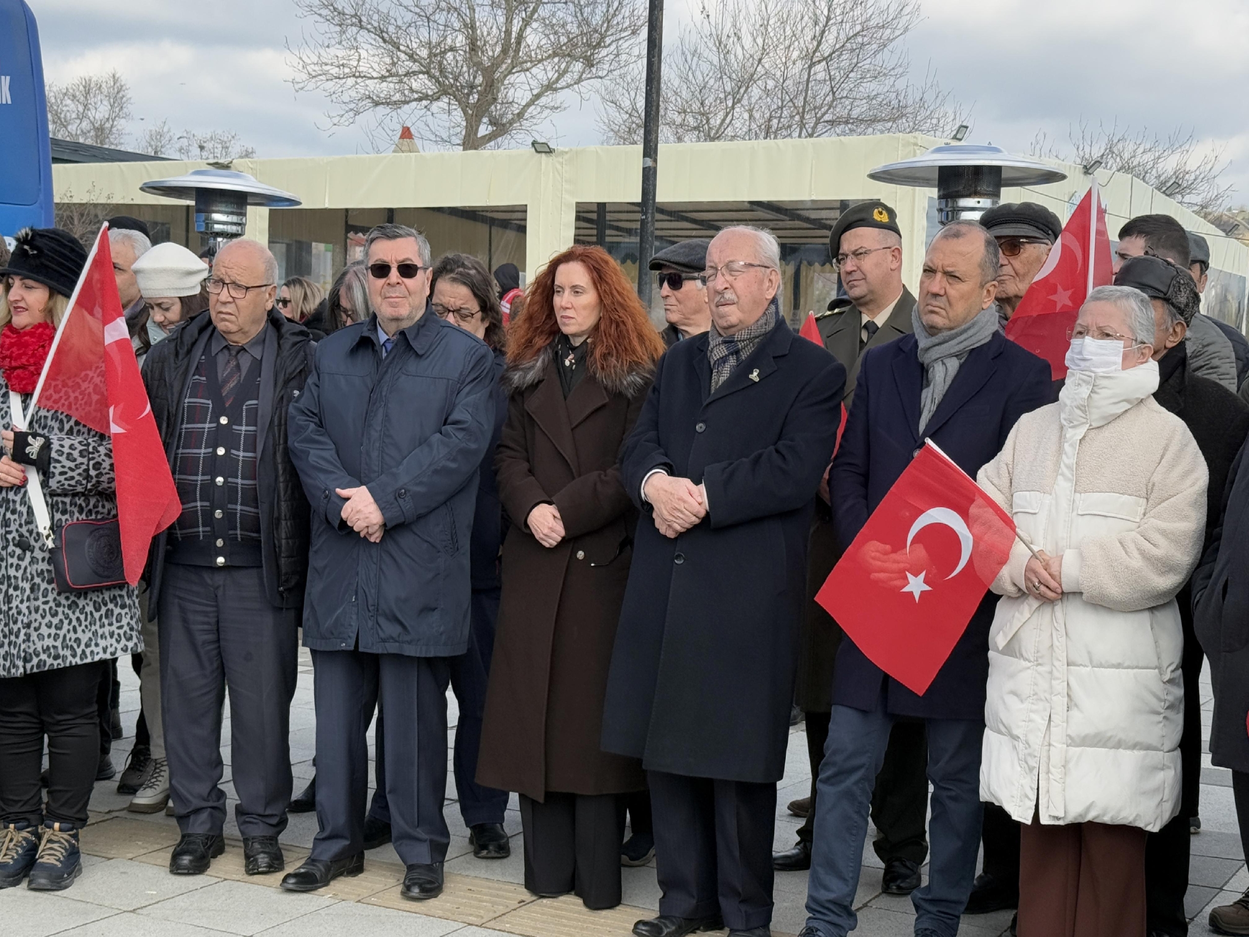 tekirdagda-57-alayi-anma-programi-duzenlendi-haberi-MGbOxenV.jpg