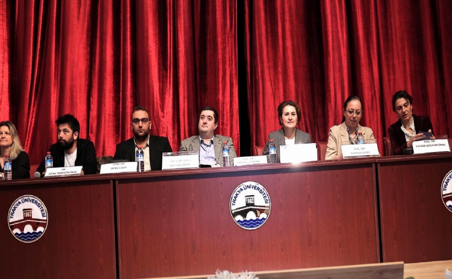 trakya-universitesinde-tipta-profesyonellik-egitimi-duzenlendi-haberi-fFwZEUFI.jpg