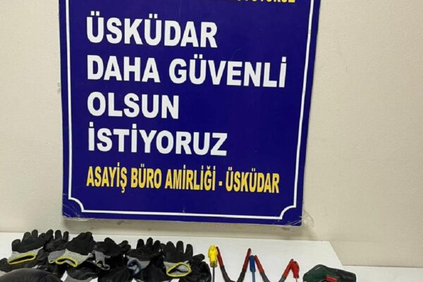 Üsküdar’da araçlardan hırsızlık yaptığı belirlenen zanlı yakalandı haberi