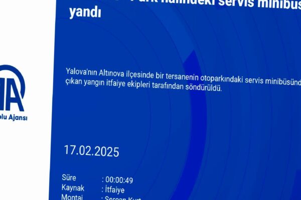Yalova’da park halindeki servis minibüsü yandı haberi