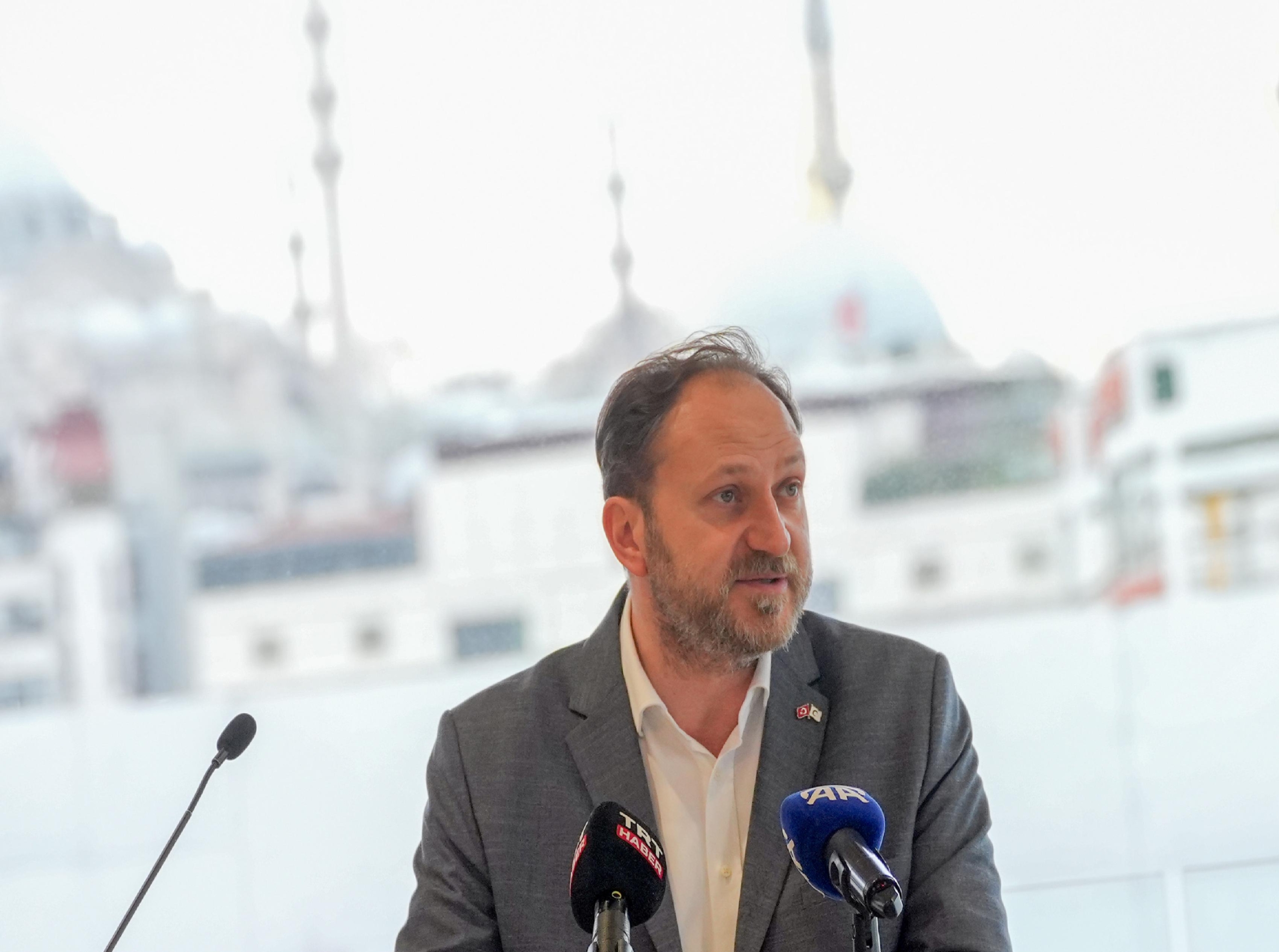 yesilayin-gocmen-genclere-yonelik-bagimlilikla-mucadelede-onleyici-modeli-gelistirilmesi-projesi-tanitildi-haberi-PrT7fAXj.jpg