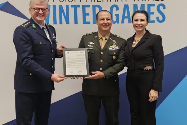 A5 Defense Magazine, CISM’a katılan delegasyon başkanlarına çevre dostu sertifika verdi haberi
