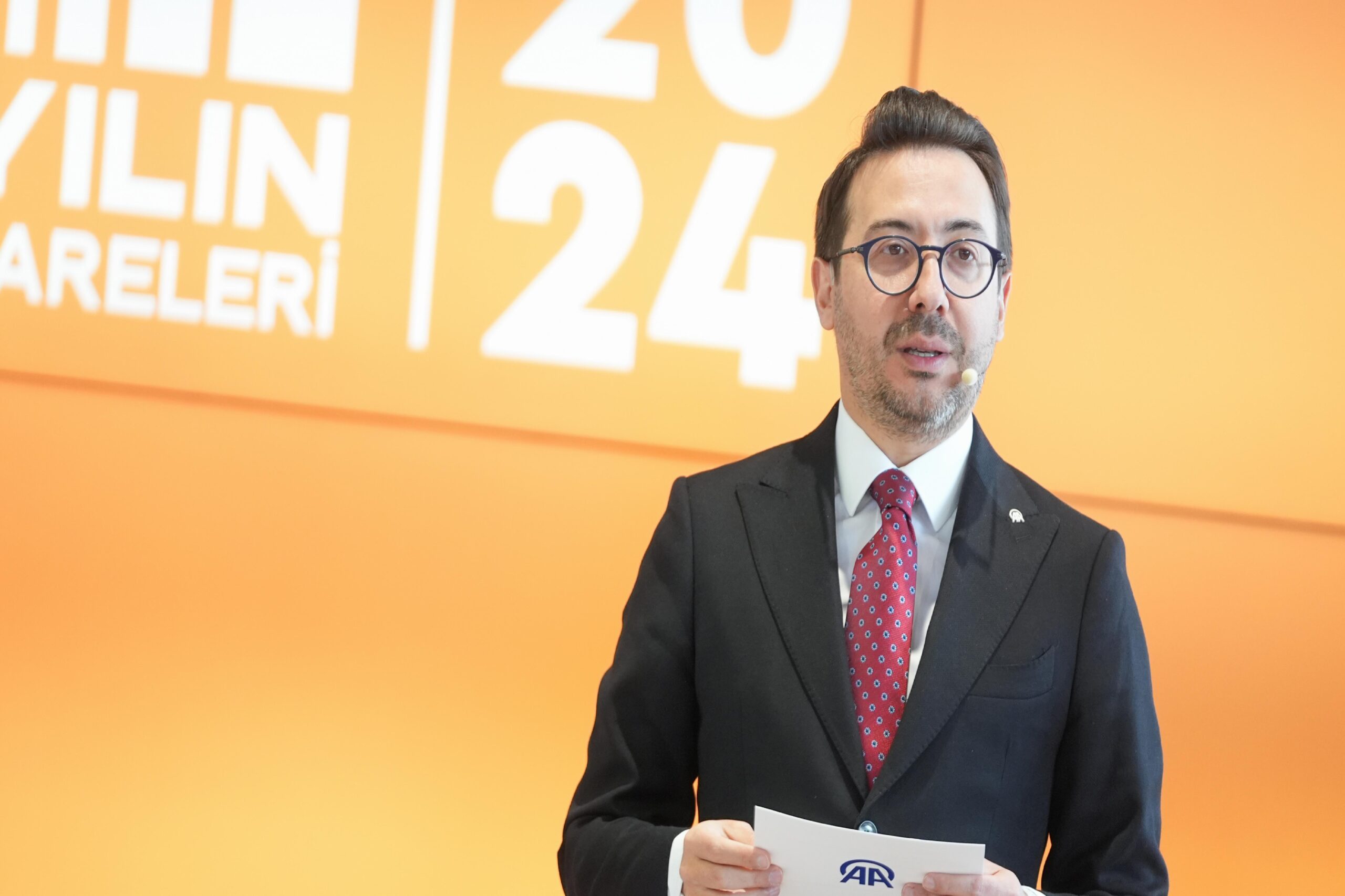 aanin-yilin-kareleri-oylamasinda-oduller-sahiplerini-buldu-haberi-OuRVVjbv.jpg