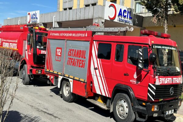 Arnavutköy Devlet Hastanesi’nde çıkan yangın söndürüldü haberi