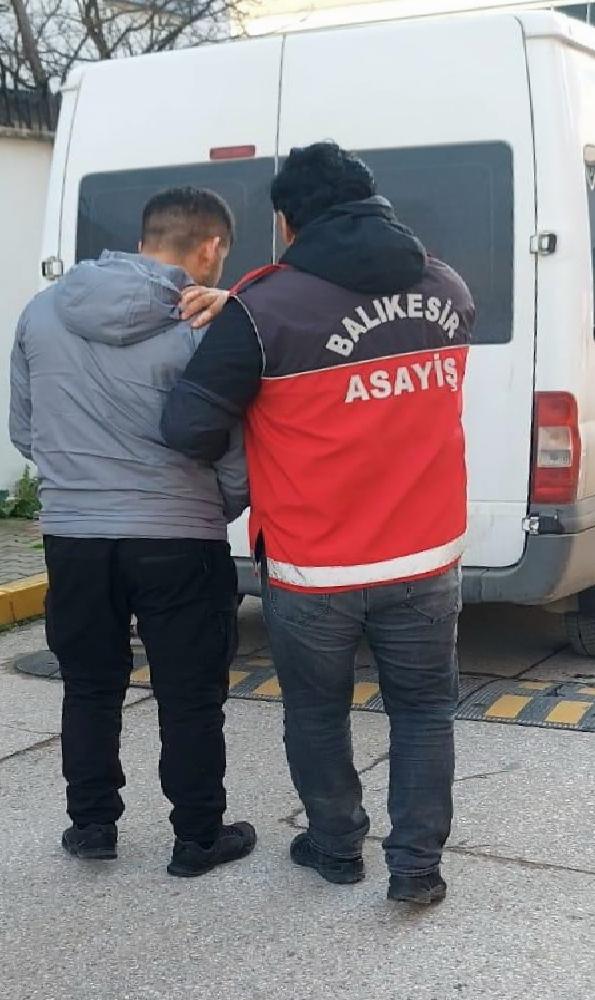 balikesirde-aranmasi-bulunan-50-kisi-yakalandi-haberi-BOquU5WH.jpg