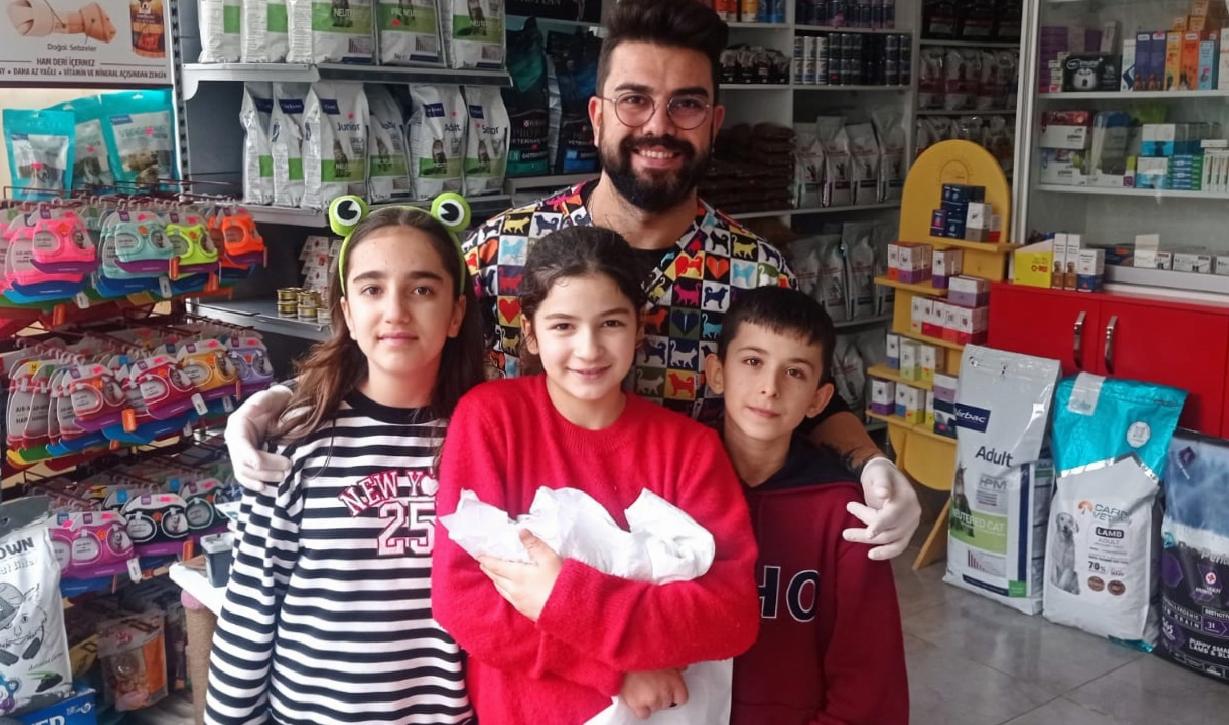 balikesirde-cocuklar-soguktan-etkilenen-kopegi-kalp-masajiyla-hayata-dondurdu-haberi-LPum9Z7i.jpg