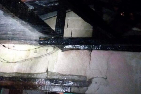 Balıkesir’de depoda çıkan yangın söndürüldü haberi