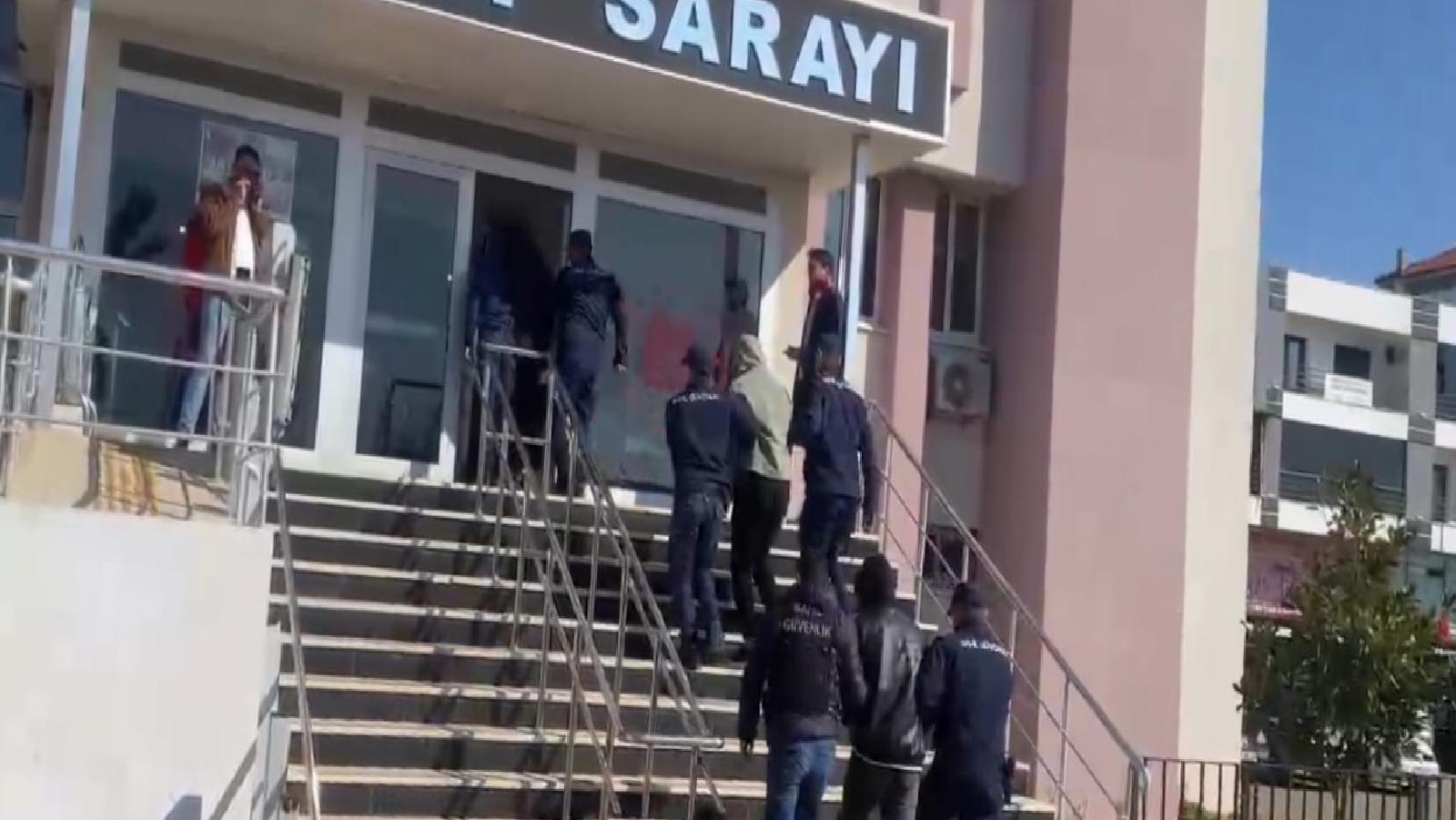 balikesirde-yakalanan-3-gocmen-kacakcisi-tutuklandi-haberi-LpsIt7bW.jpg