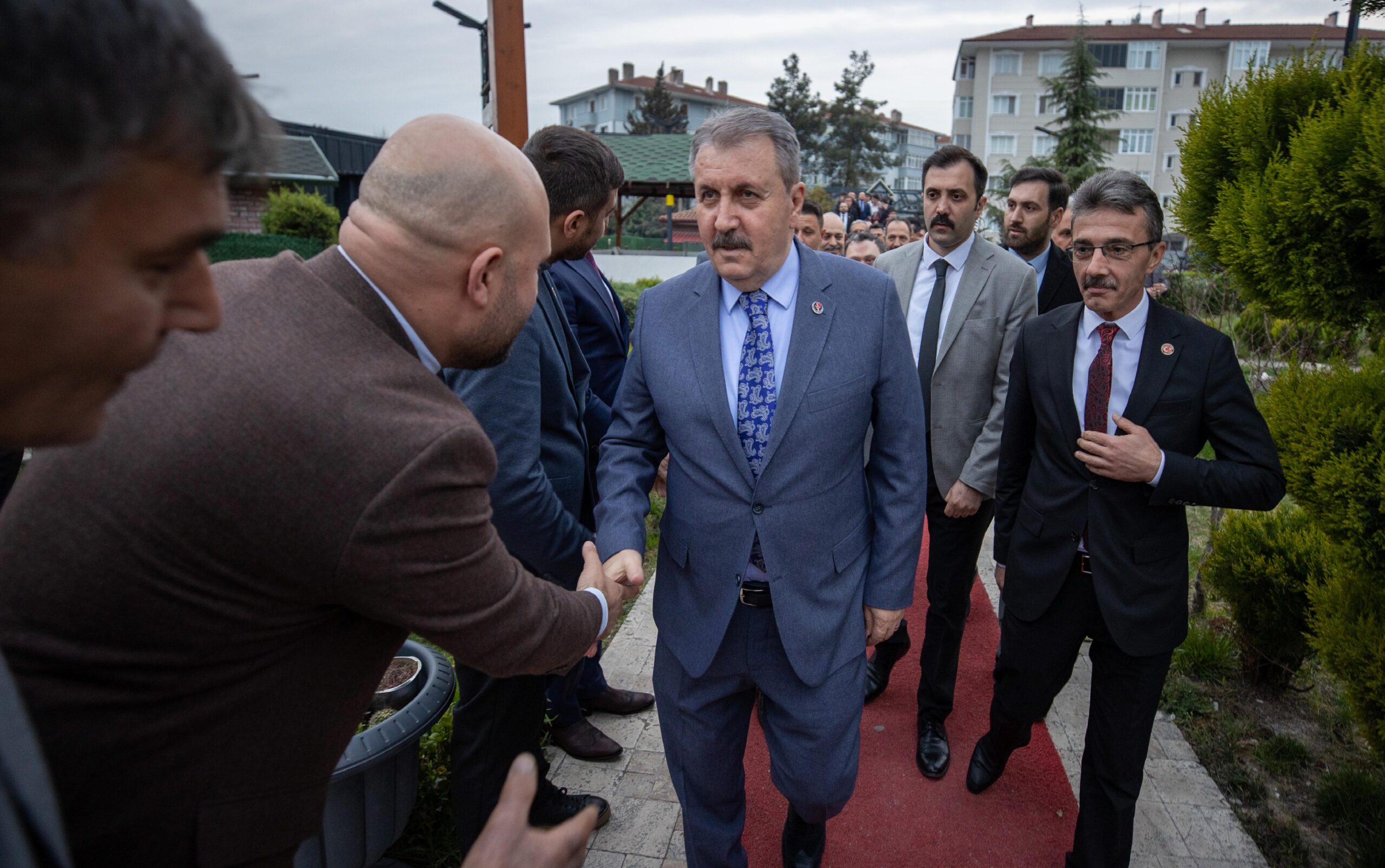 bbp-genel-baskani-destici-sakaryada-iftar-programinda-konustu-haberi-rNWlNf5n.jpg